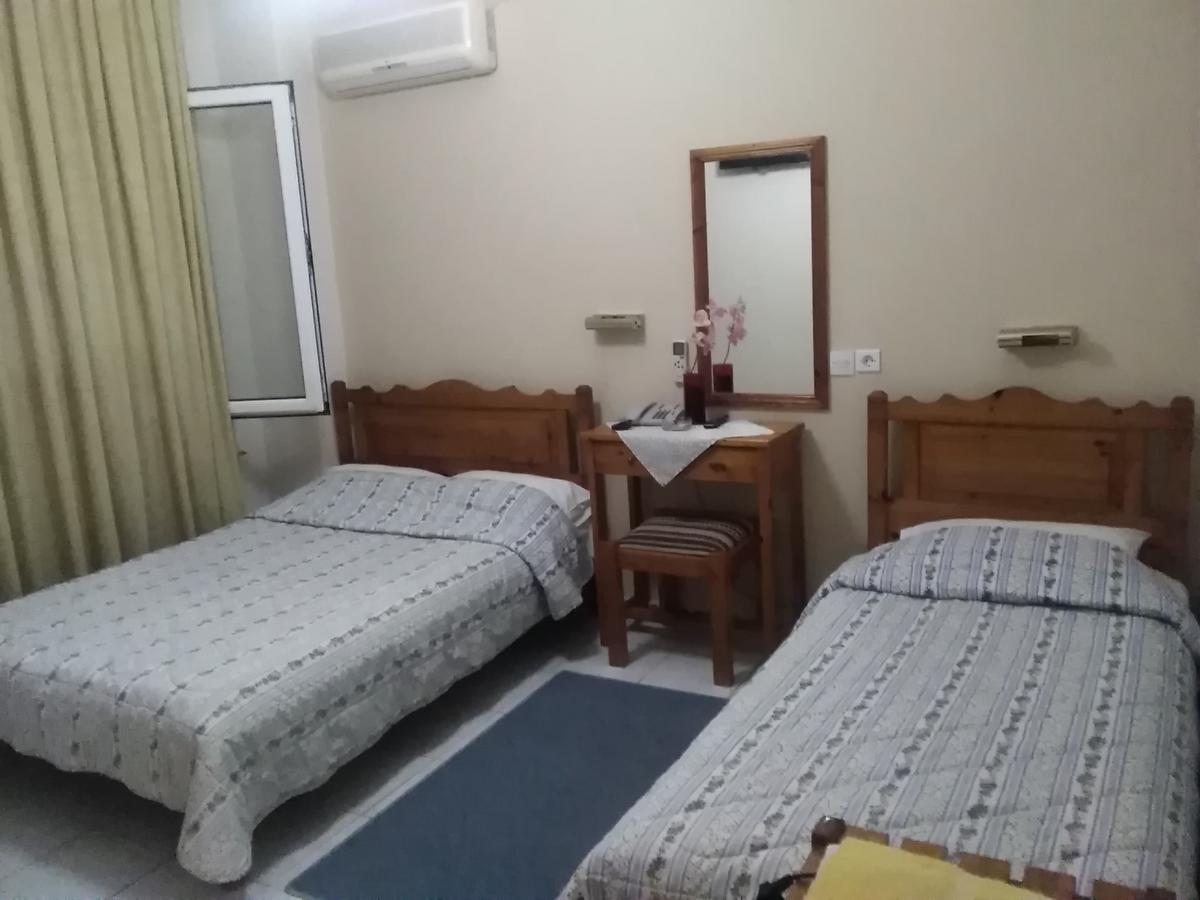 Pyrassos Hotel Néa Ankhíalos Eksteriør billede